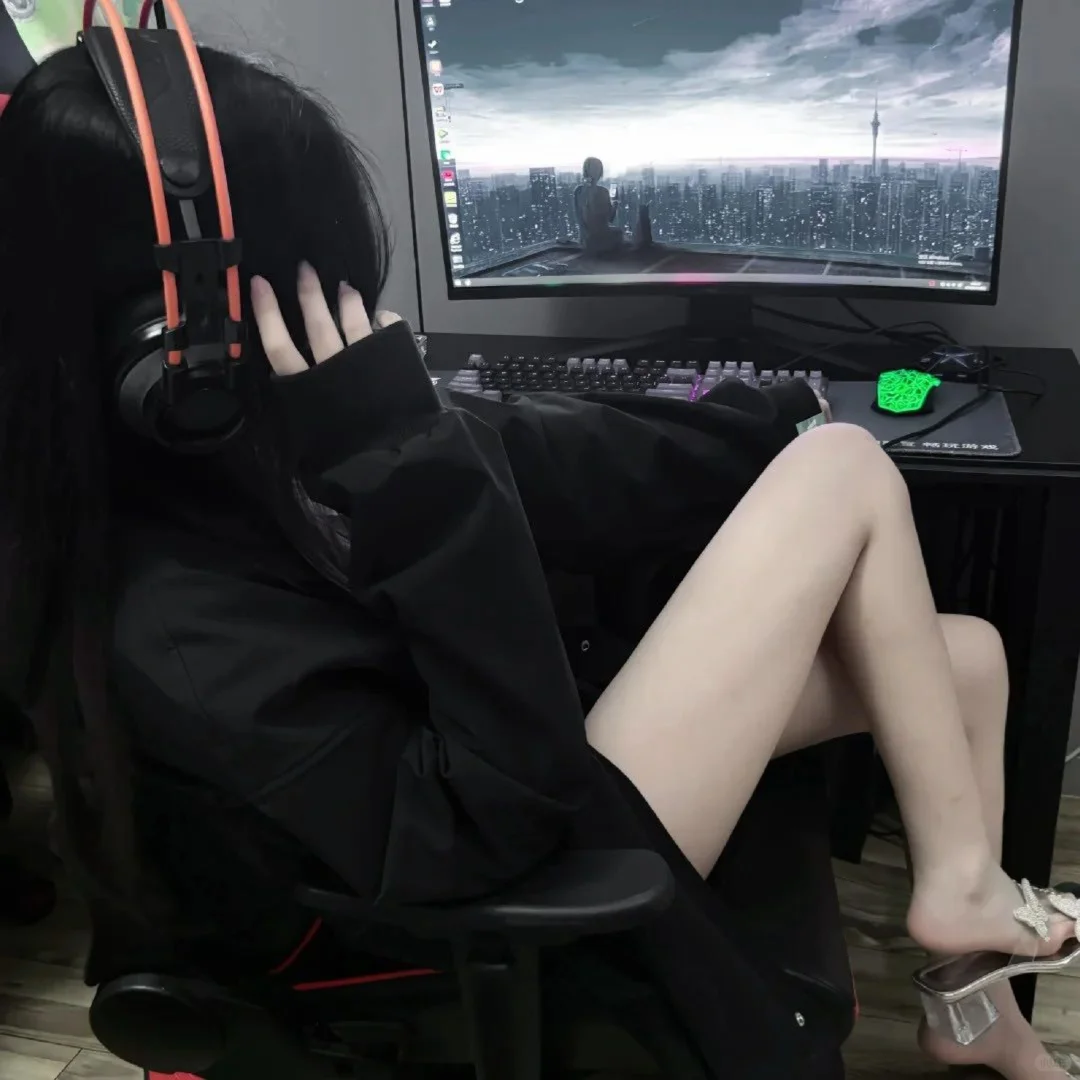 Wechat御姐型不露脸女头2.0版本