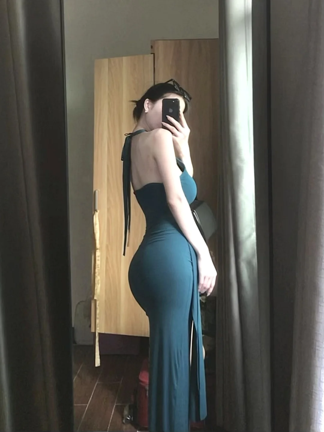 自带大女主美女感还得是修身小裙！