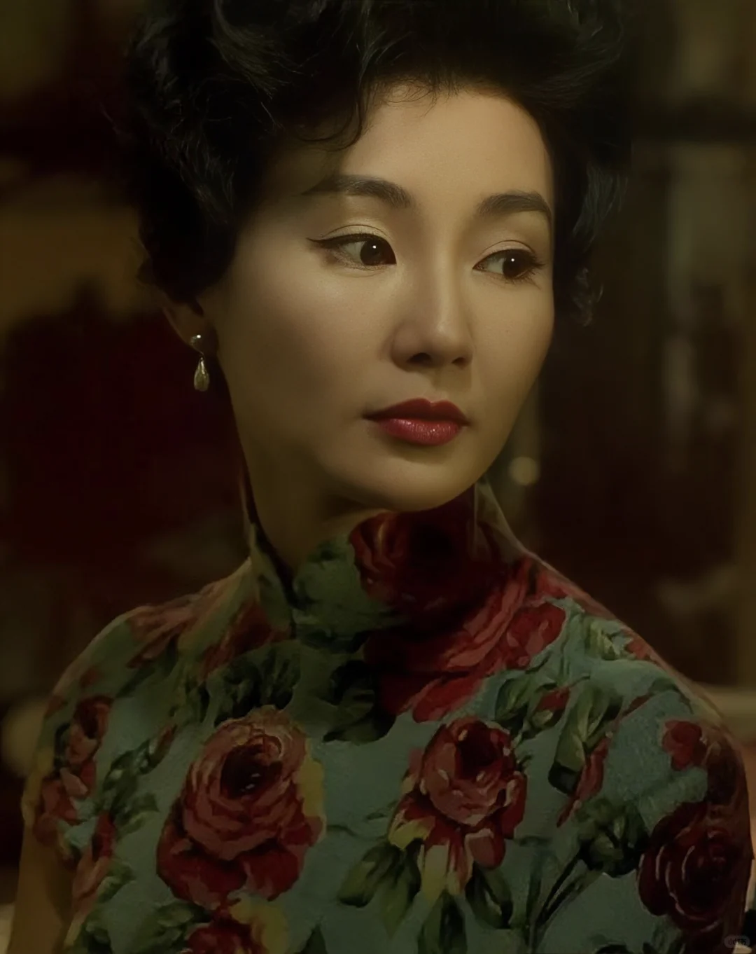 这辈子还没见过穿旗袍比张曼玉还好看的女人