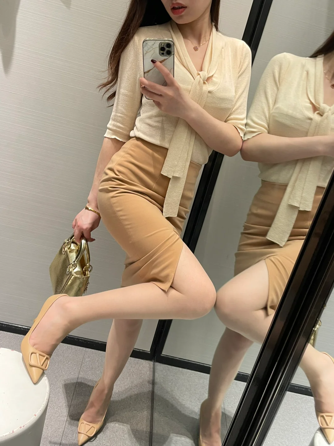 职业又温柔的金秘书穿搭