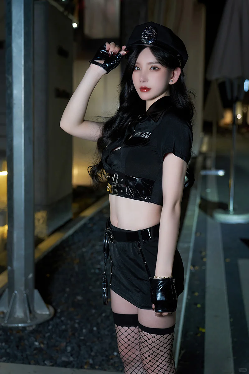 妩媚模特周于希绝美身材勾魂慑魄