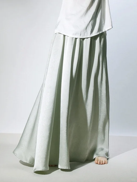 缎面半身裙👗几十穿出高级感文艺气质女神范