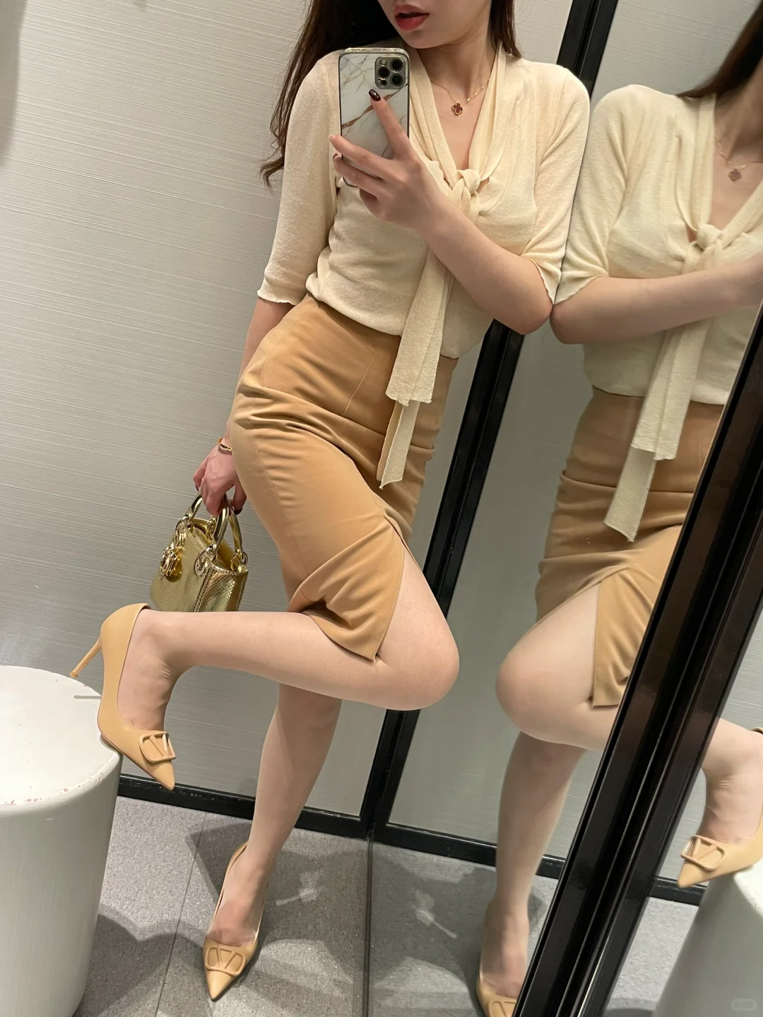 职业又温柔的金秘书穿搭