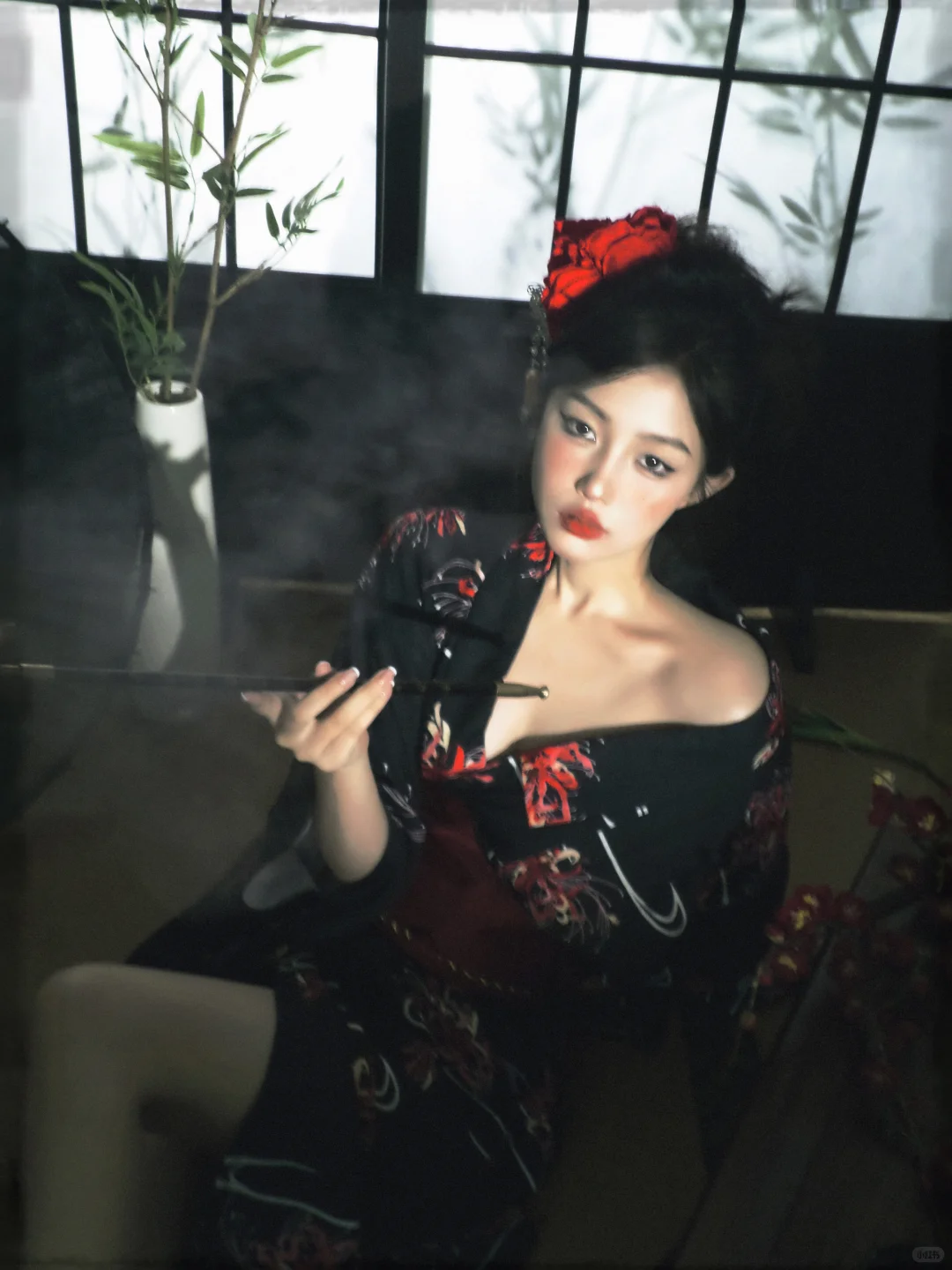 天生的尤物从不欲擒故纵🥀嘉兴黑道千金写真