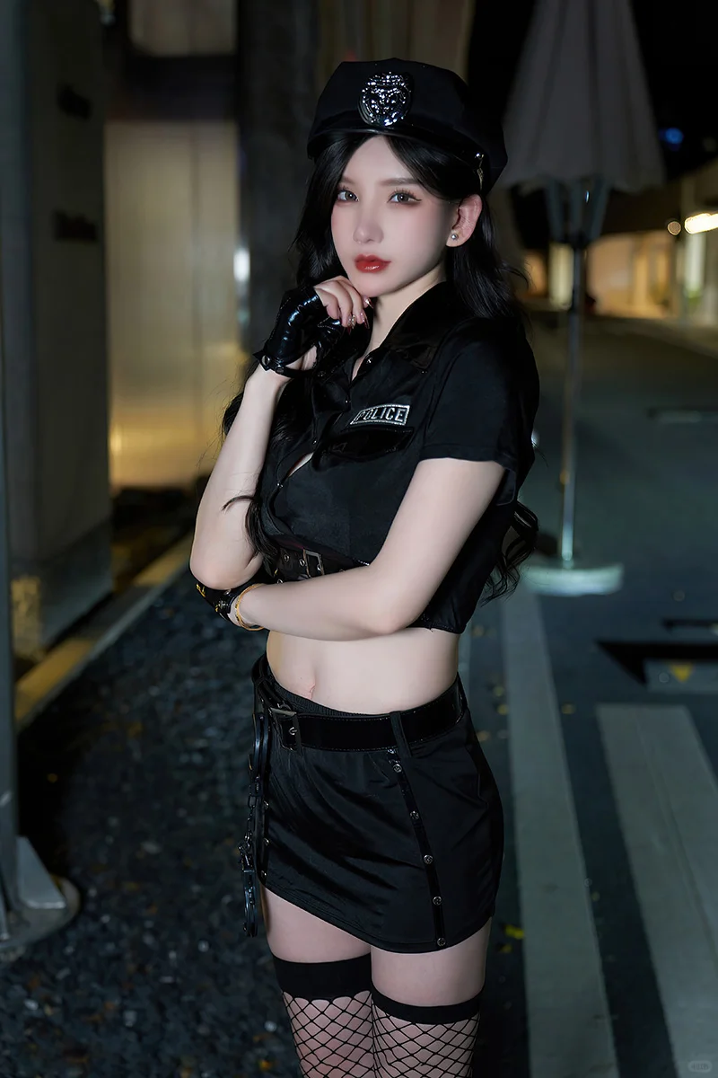 妩媚模特周于希绝美身材勾魂慑魄