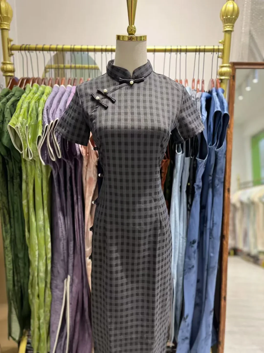 南宁📍平价旗袍店100多，一口气买啦4件