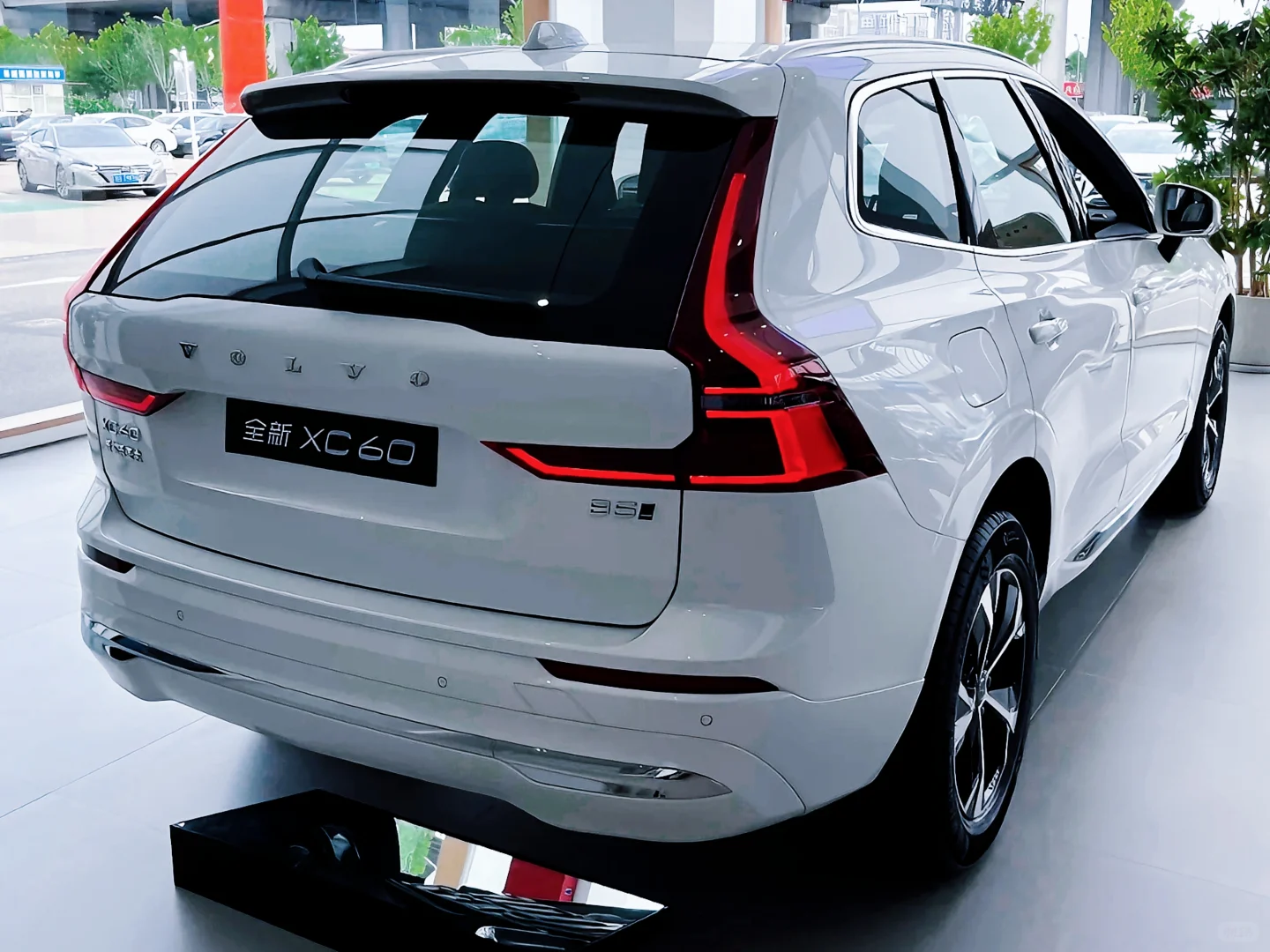 沃尔沃XC60（低首付新车现车）8月最新