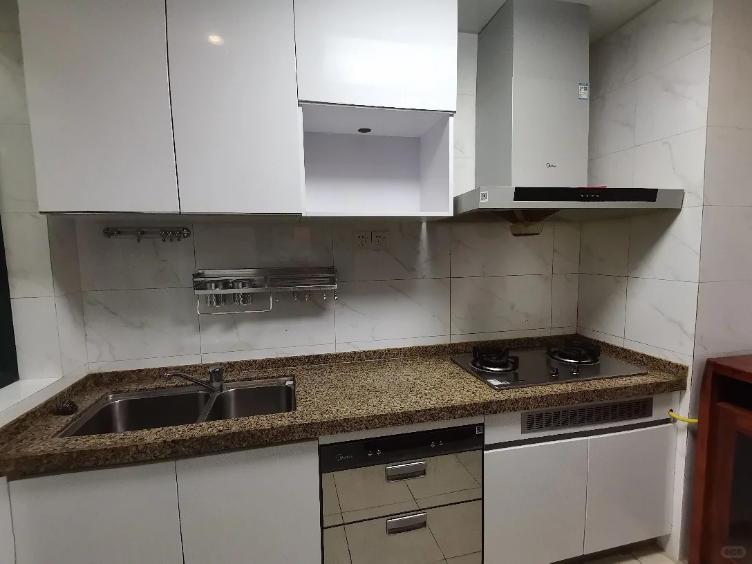 衡水南环高端社区出租，家具家电齐全