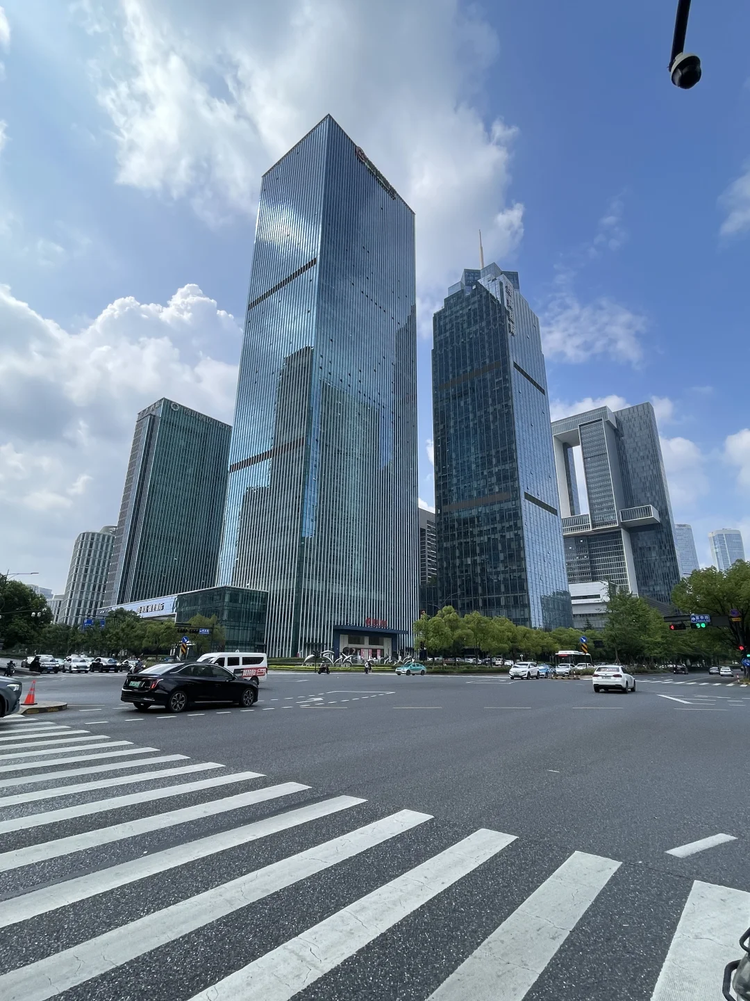 钱江新城的写字楼，不同行业选起来差别很大