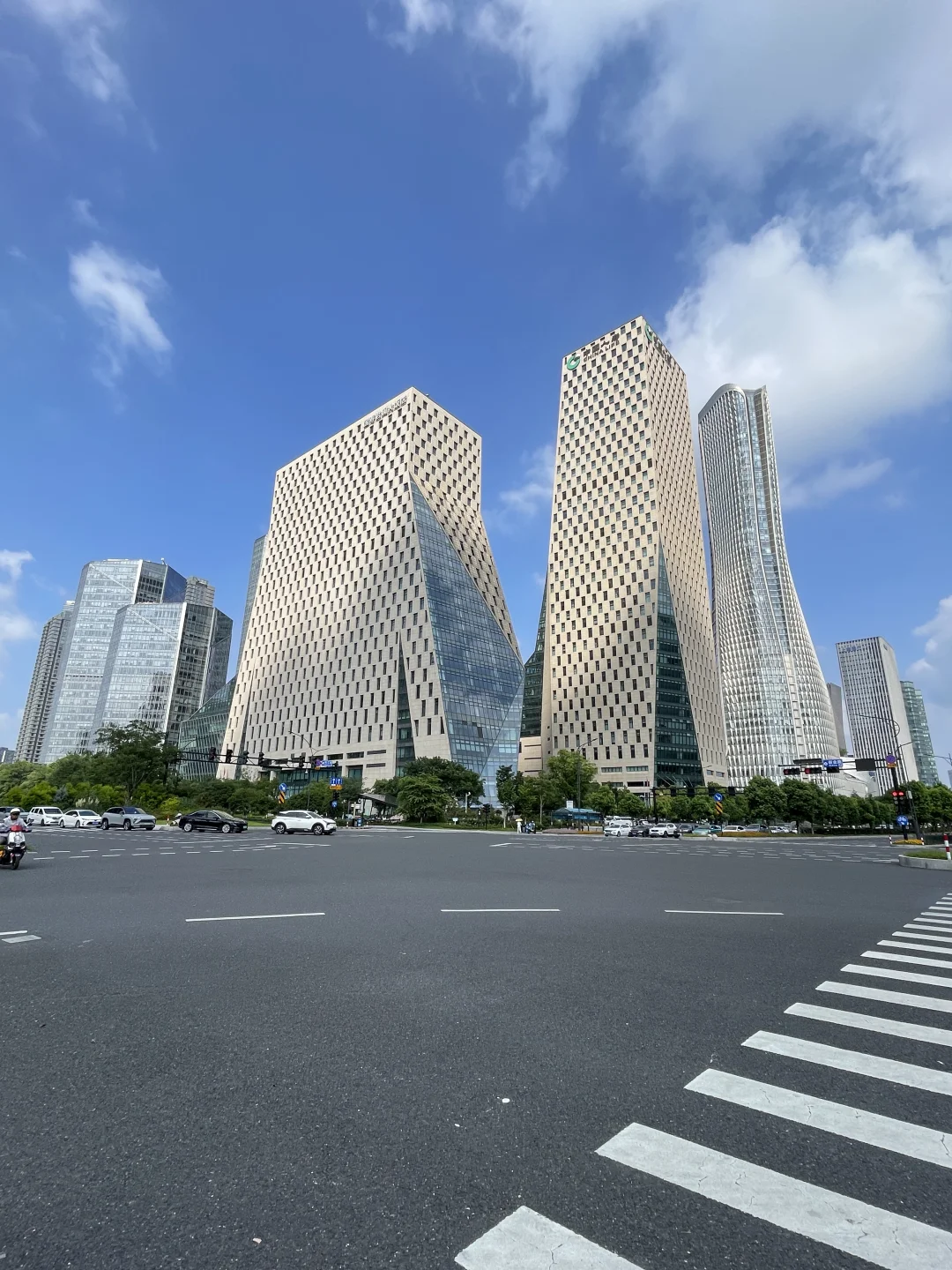 钱江新城的写字楼，不同行业选起来差别很大
