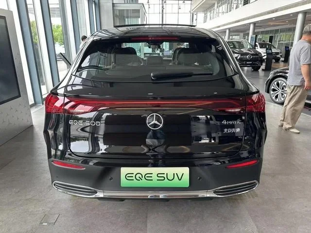 求购一辆沪牌奔驰eqesuv