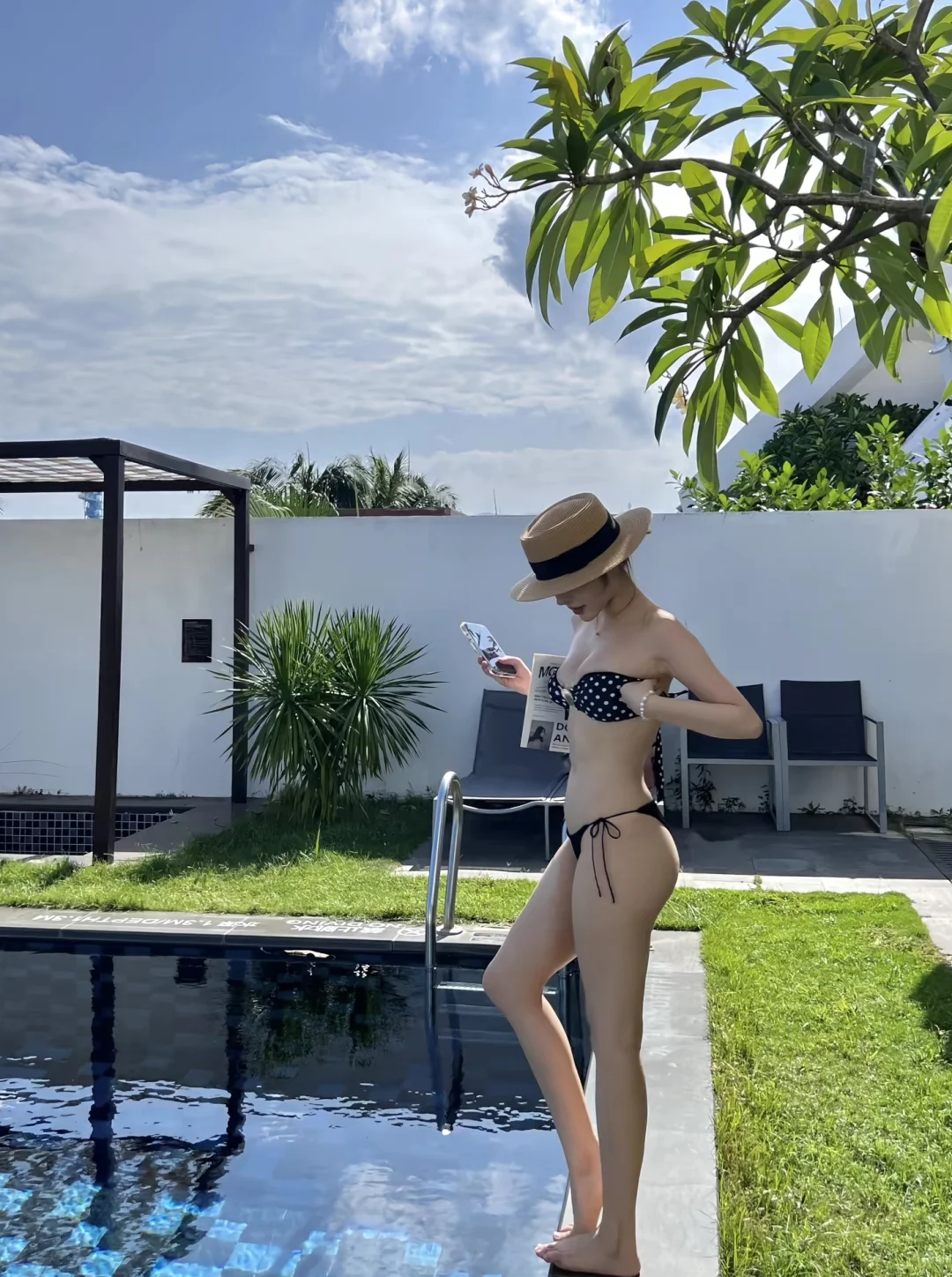 热带泳池的夏天🏝️💦