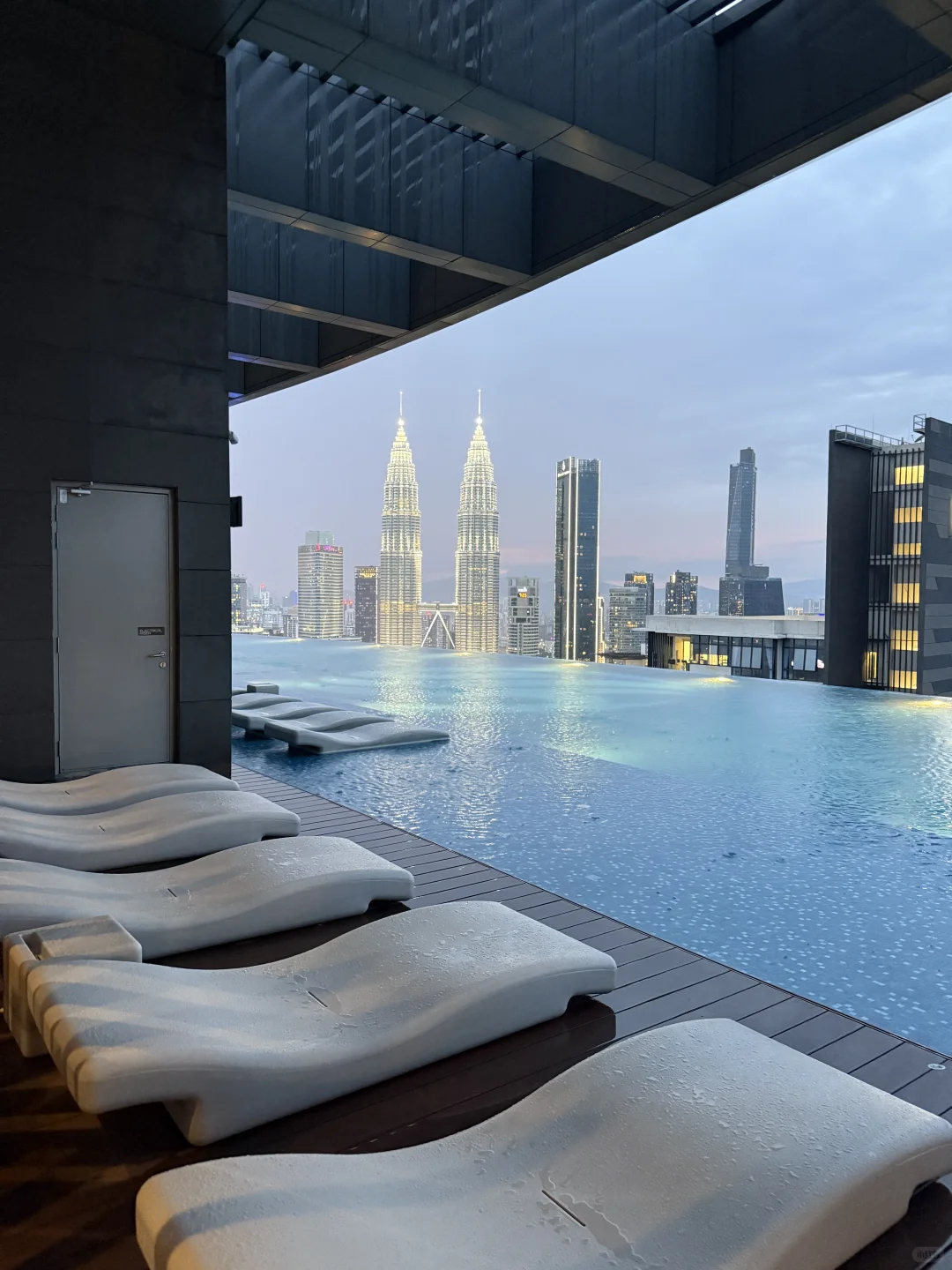 吉隆坡🇲🇾｜小说里的A市🌃