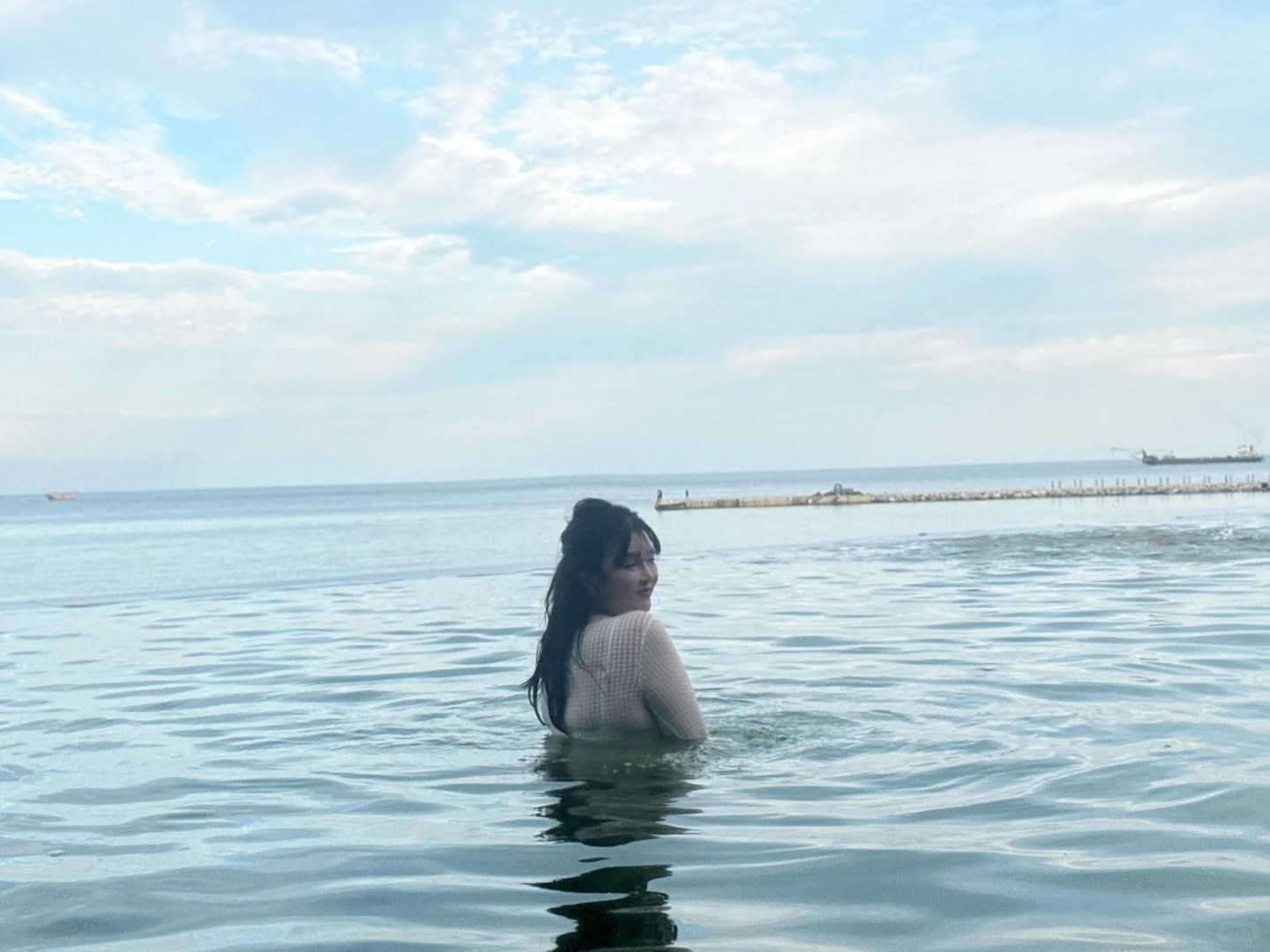 胖gril的海边穿搭