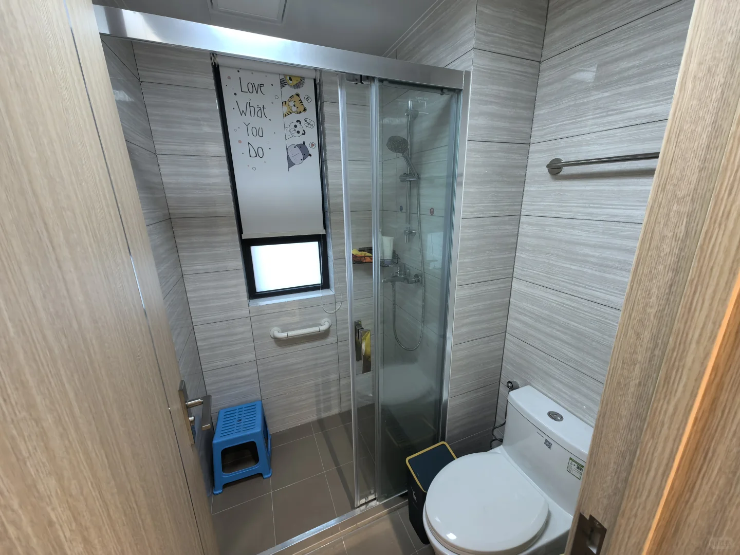 精装三室 随时看房
