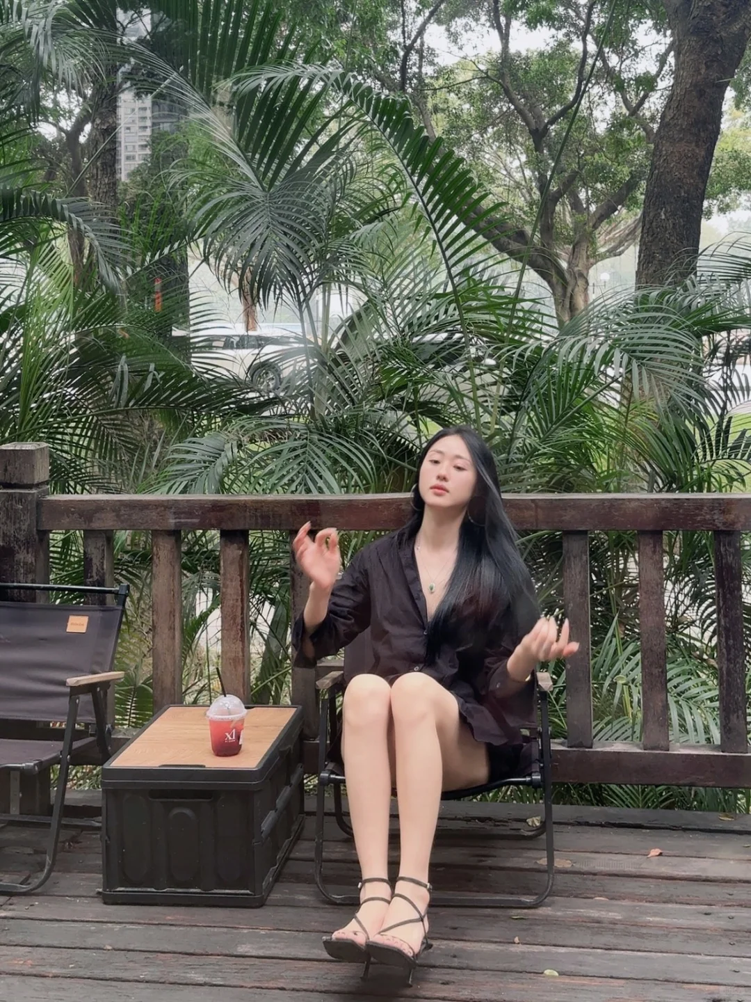 看什么文案，看姐姐