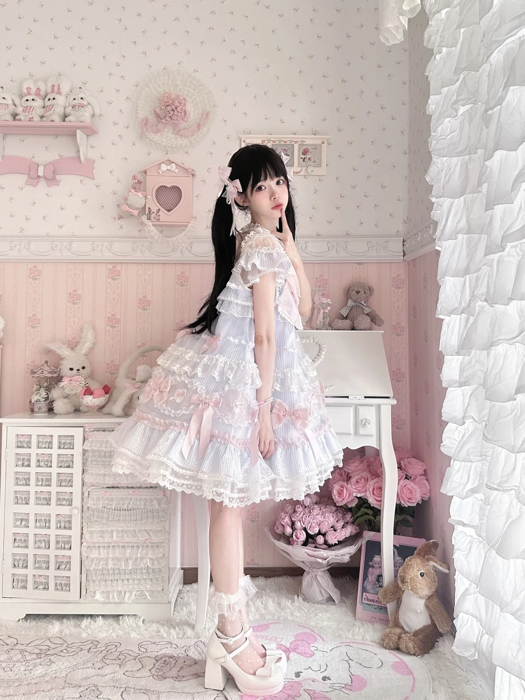 𝗣𝗶𝗻𝗸 𝗯𝗹𝘂𝗲 · 少女的心事 ♡‧₊˚ ⋆⁺