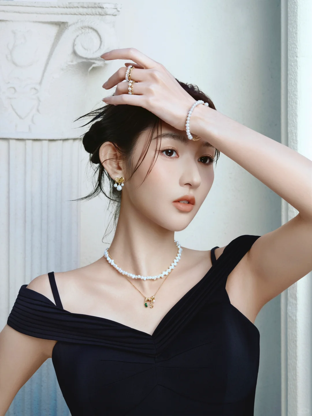 王玉雯今日官宣新代言，好一个珍珠美人！