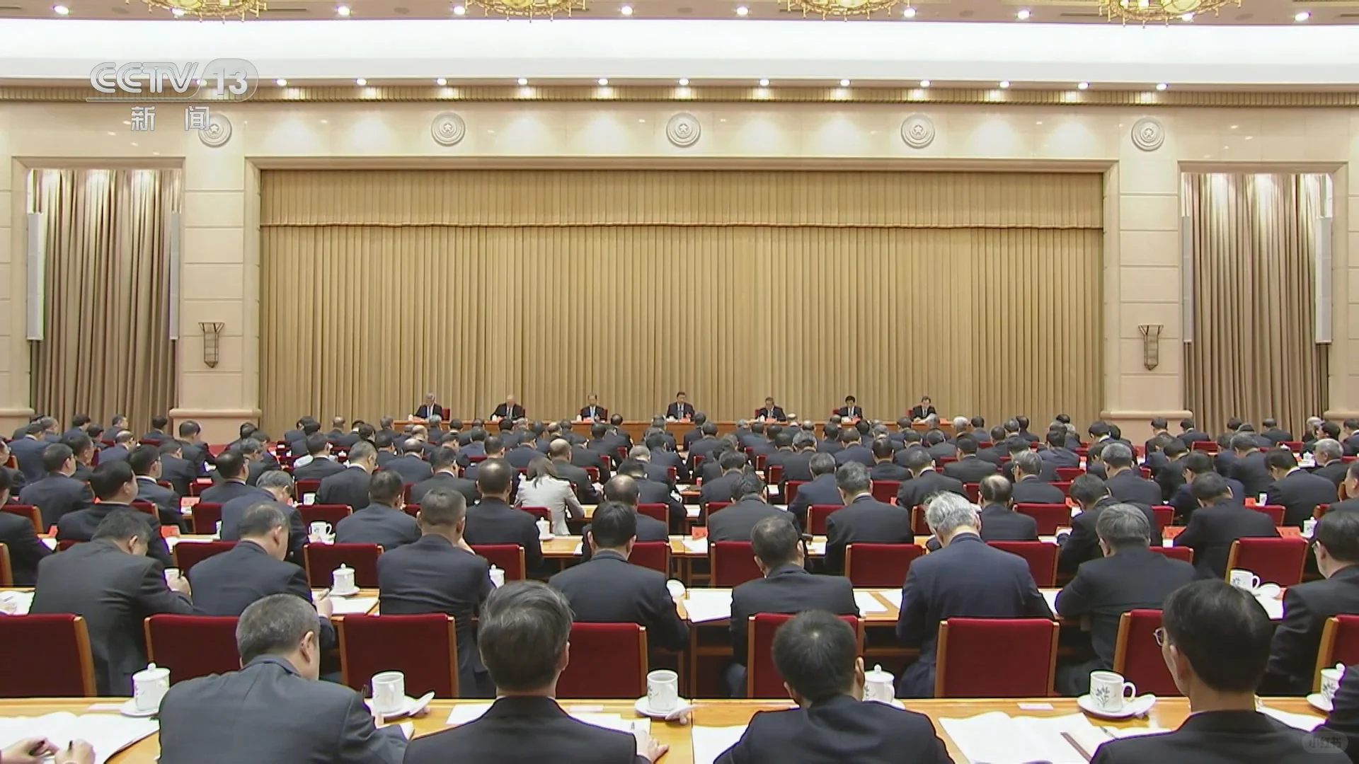房价还会再攀高峰？别做梦了！中央定调，