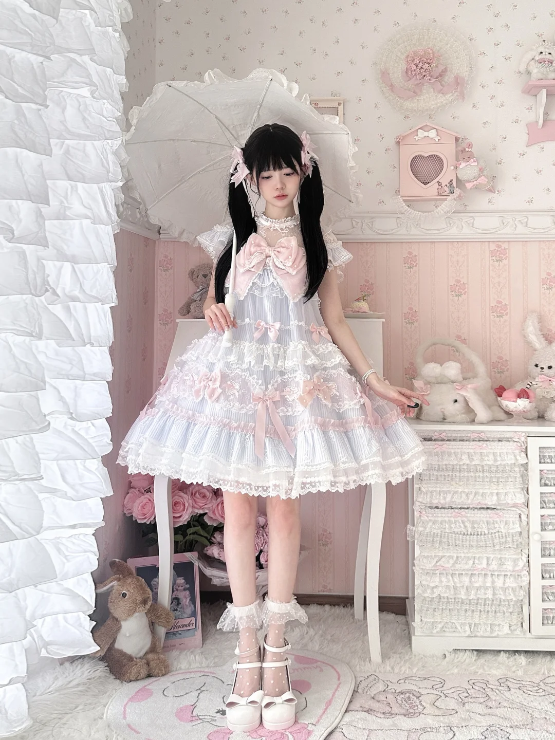 𝗣𝗶𝗻𝗸 𝗯𝗹𝘂𝗲 · 少女的心事 ♡‧₊˚ ⋆⁺