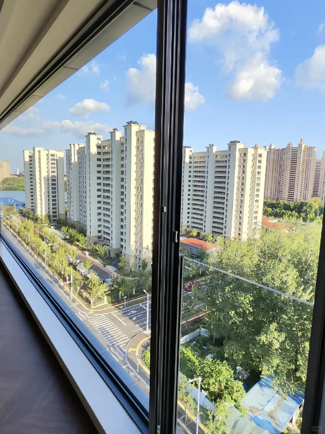 买了燕郊洋房四居，22W感觉好便宜！
