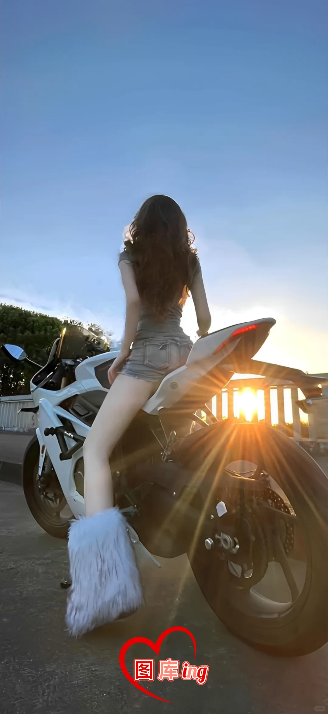 第182期｜性感女大、纯欲天花板