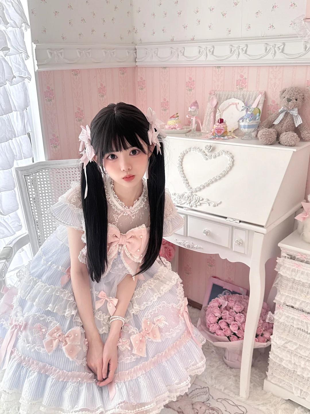 𝗣𝗶𝗻𝗸 𝗯𝗹𝘂𝗲 · 少女的心事 ♡‧₊˚ ⋆⁺