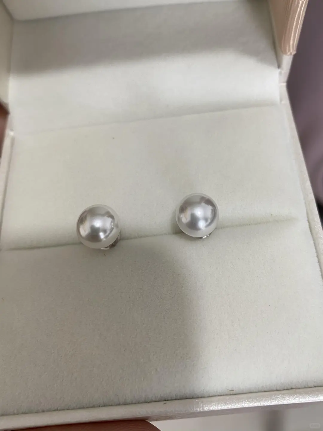 求购小灯泡 让耳朵👂发光