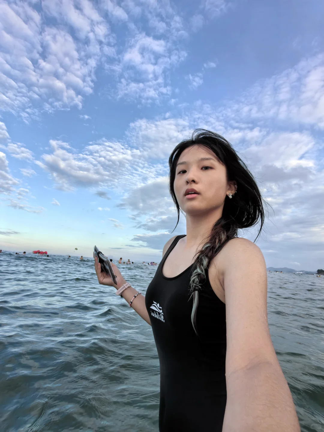 🌊比台风先去撩拨海水