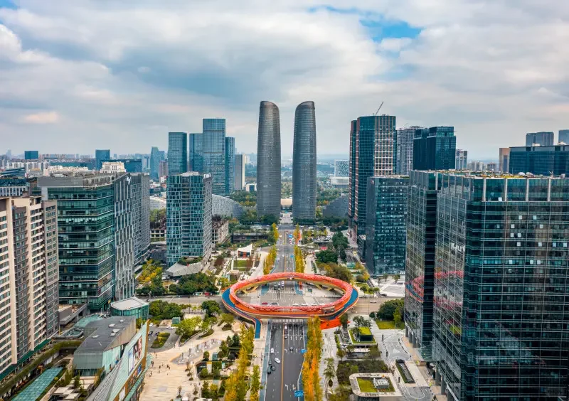 成都楼市存在滞后性