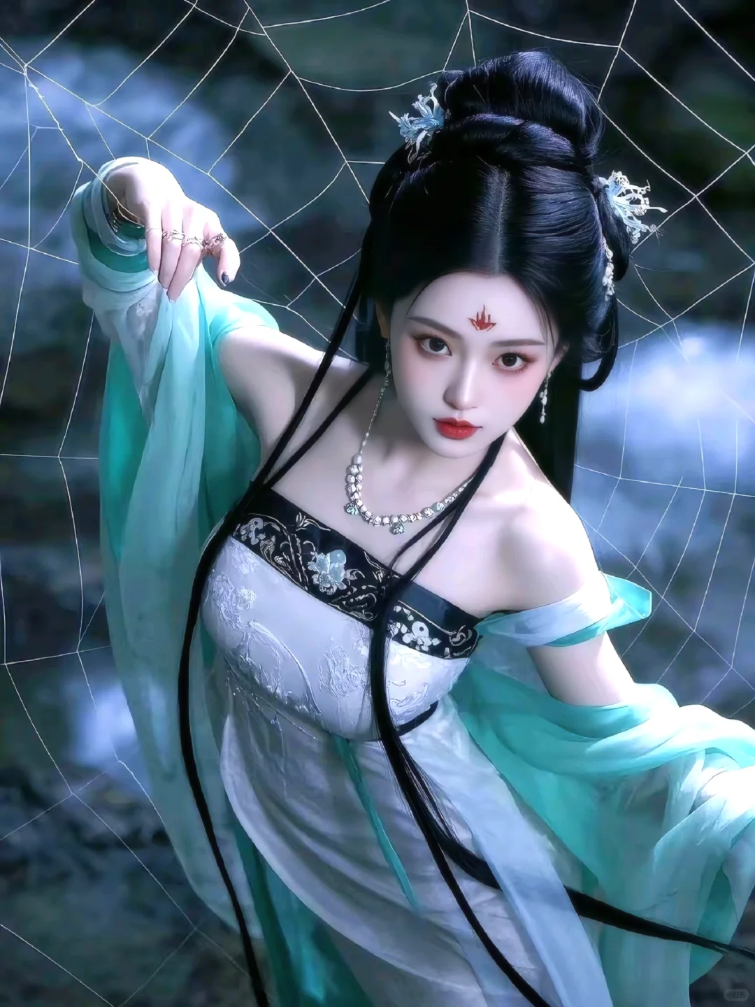 ❹《西游记》：蛇蝎女妖