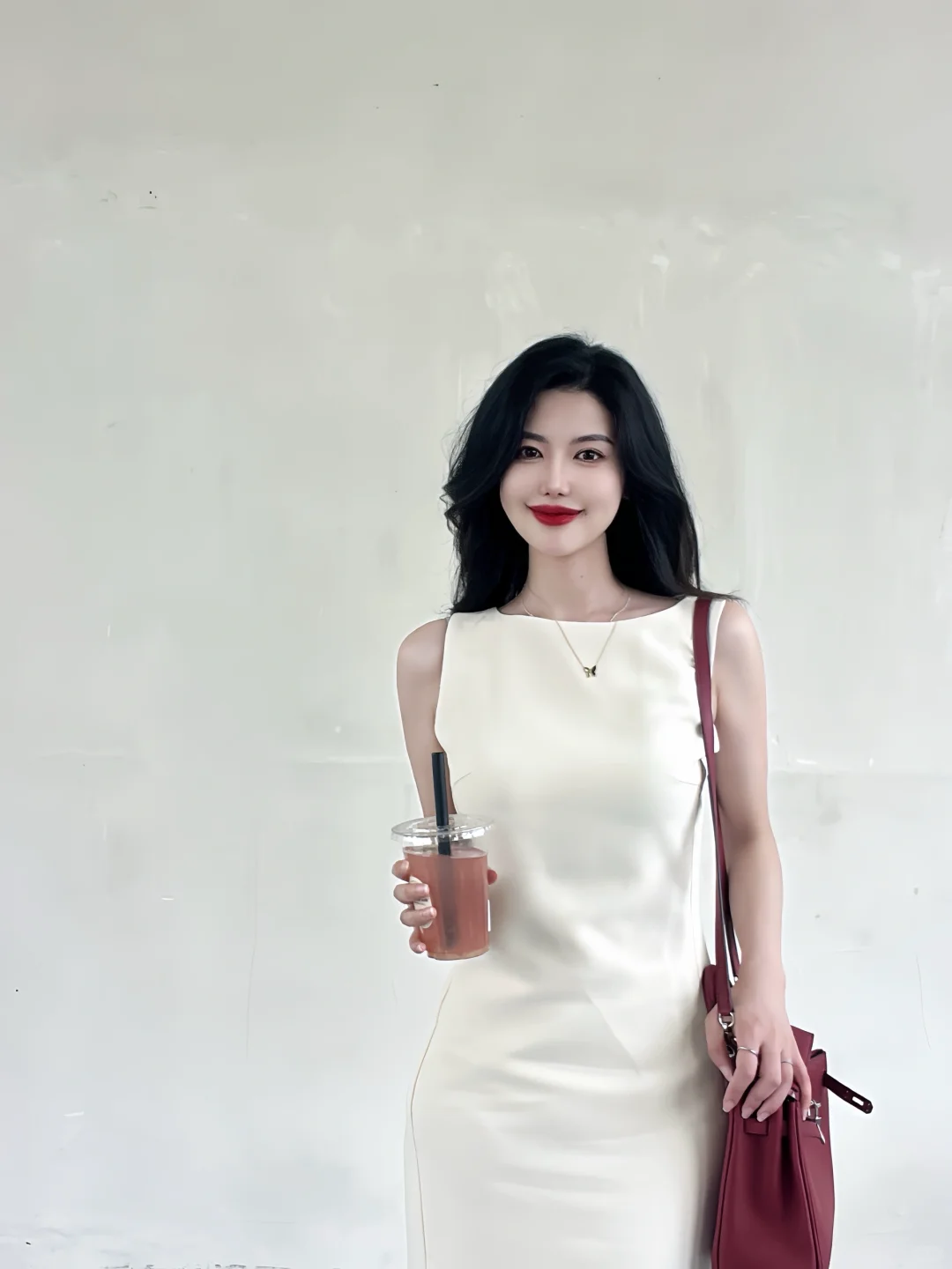 实力与美貌并存的职场时髦精