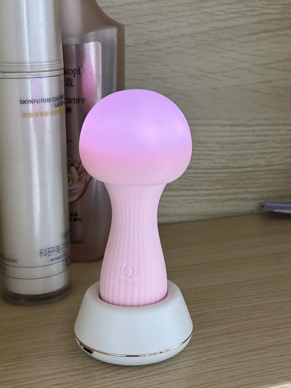 我的解压魅惑菇能当小夜灯