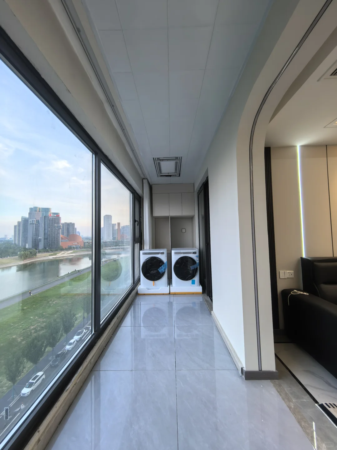 租客已搬走，已深度保洁，三室一厅 2800