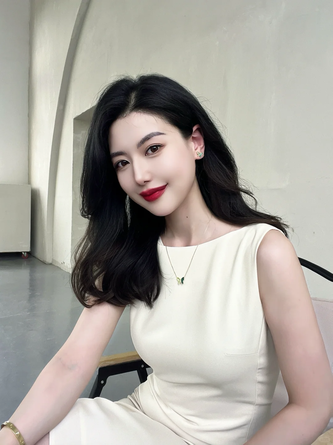 实力与美貌并存的职场时髦精
