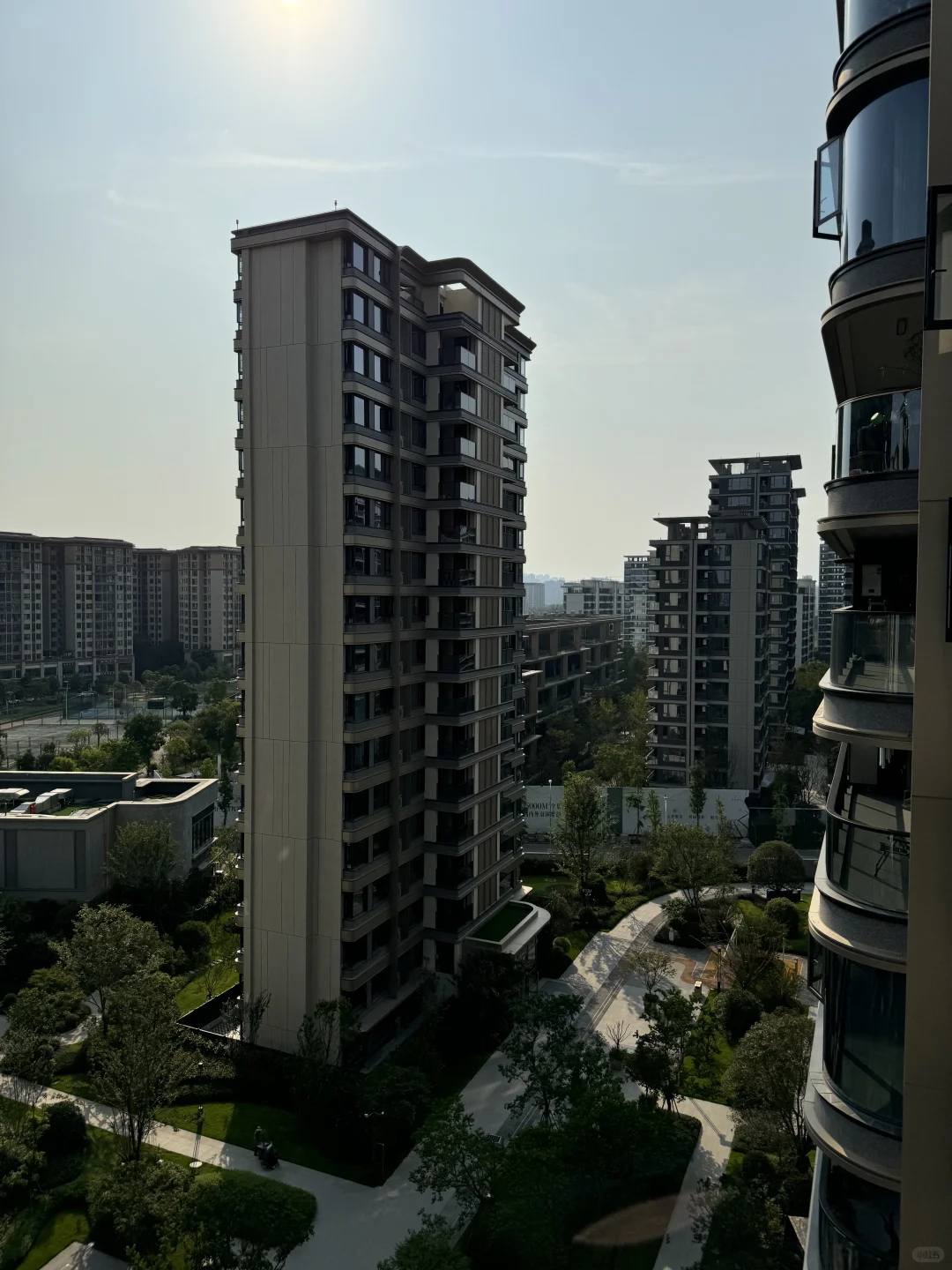 交付样板01-香港置地西元的铝板立面