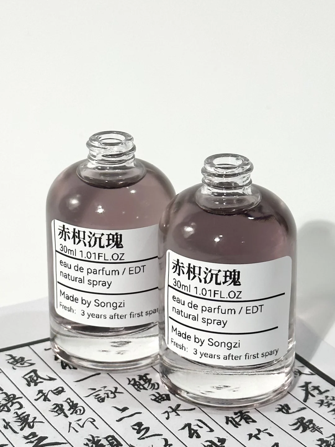 一大片娇艳欲滴的玫瑰！玫瑰+霉果+木质香🪵