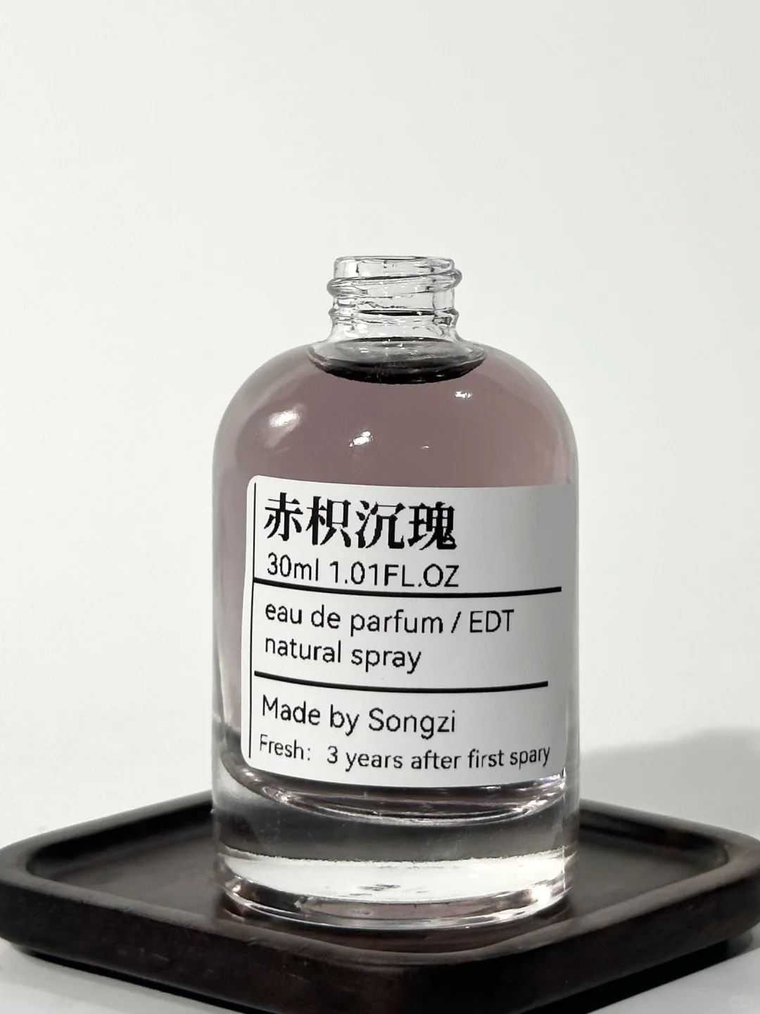 一大片娇艳欲滴的玫瑰！玫瑰+霉果+木质香🪵