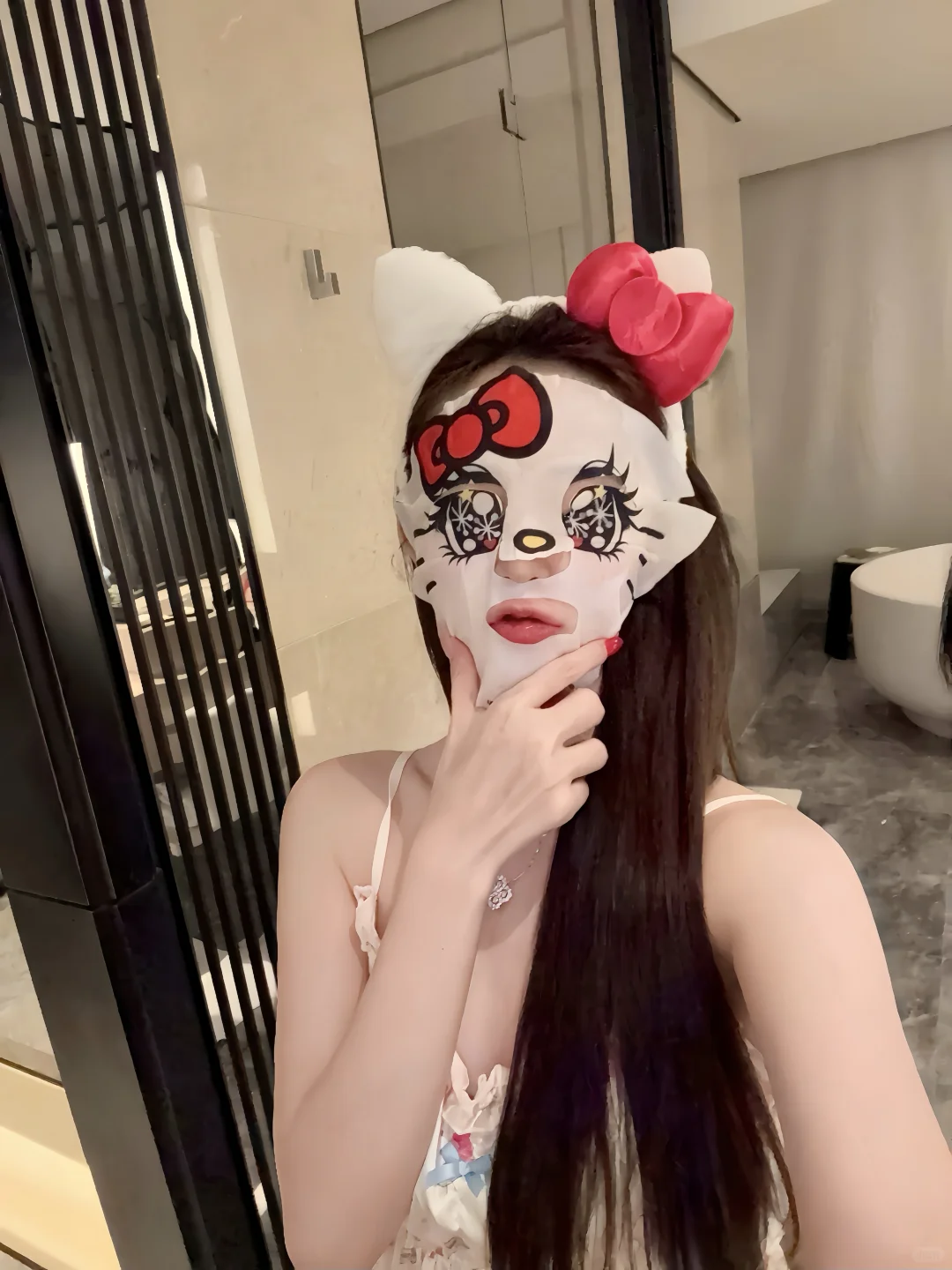 Hello! Kitty酱⌯>ᴗo⌯ಣ