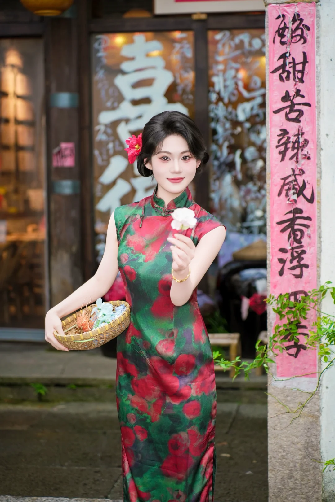 是旗袍，更是氛围感的神
