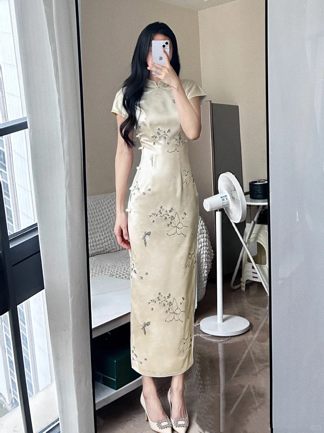 王楚然《这一秒过火》四件类似款旗袍 太美啦
