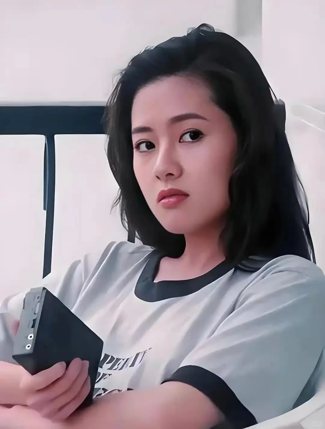 李丽珍的美很独特，她就像水蜜桃一样诱人！