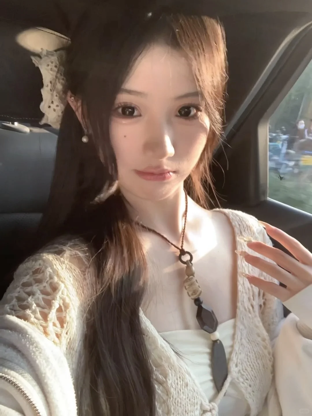 live和阳光最配՞˶･֊･˶՞
