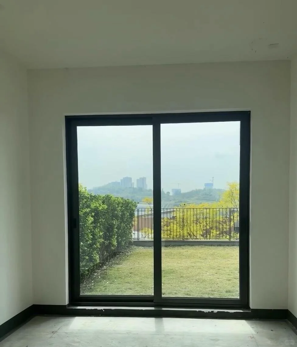 东湖边｜房东空2个月了心态崩了，降价急转