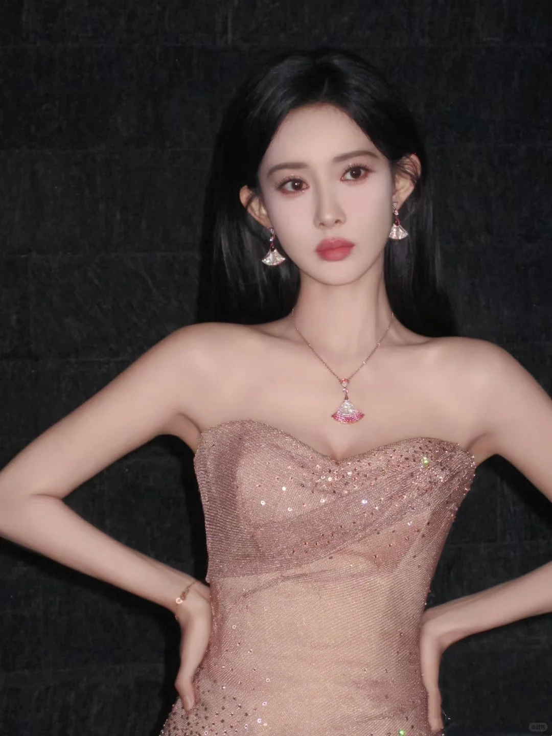 孟子义：骨相美人的鲜活灵魂