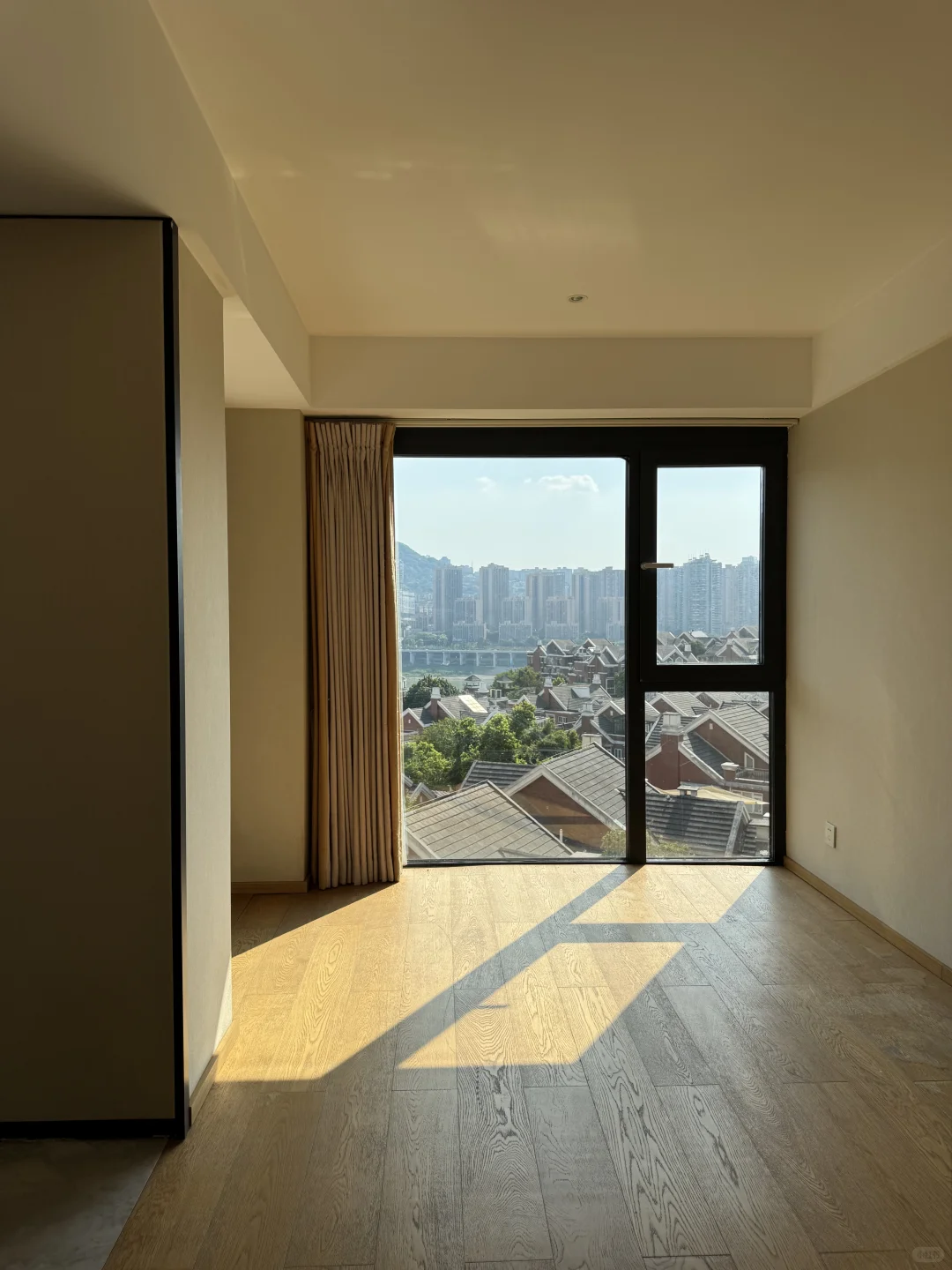 业主小姐姐一口气 降价30万的北滨路洋房🏡