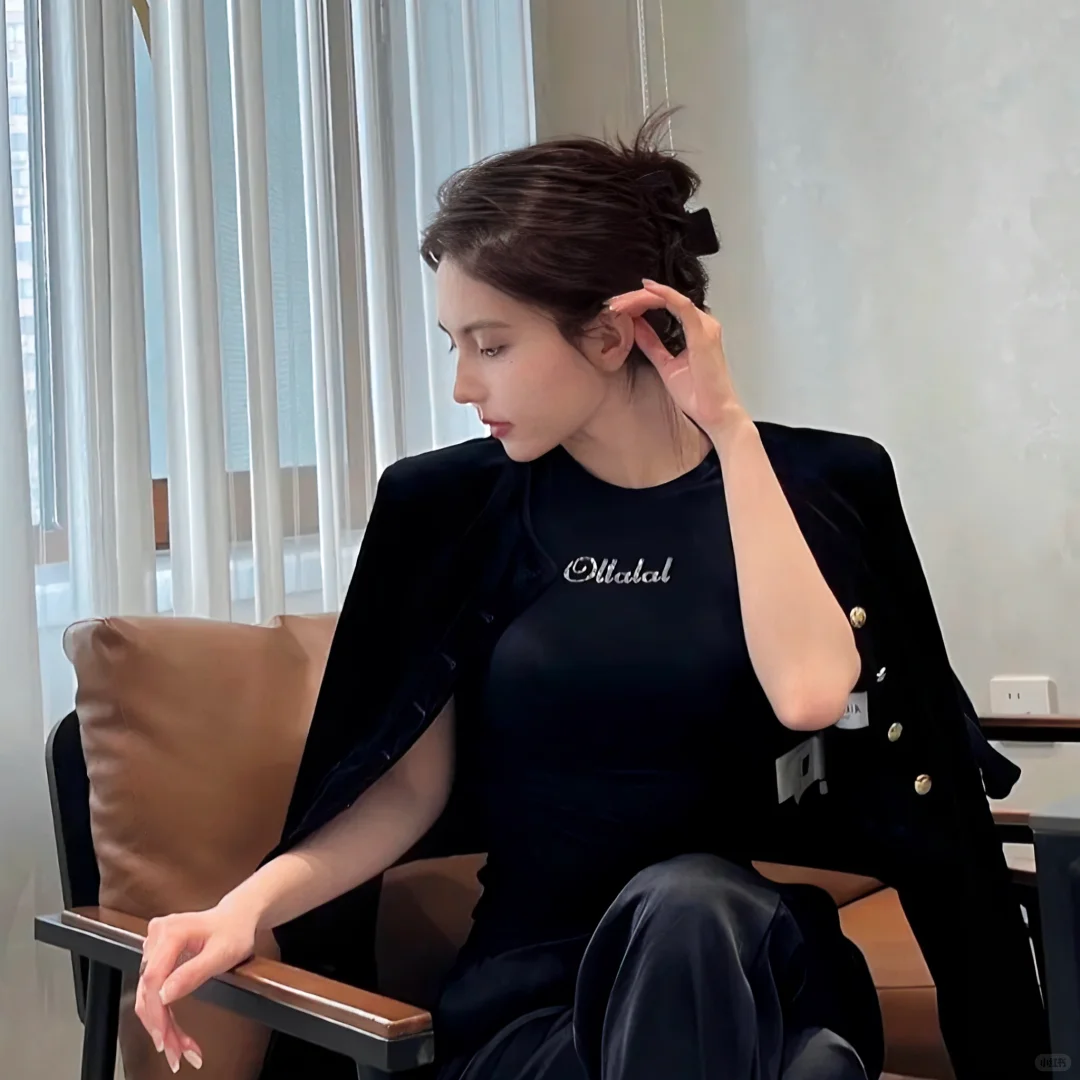 这是一位极品霸道小美女