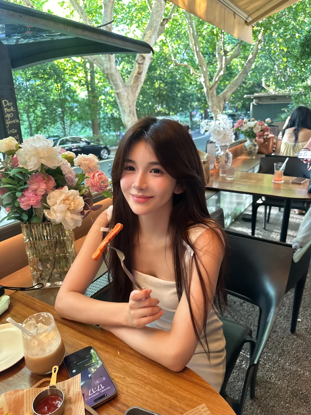 杭州美女坠多的咖啡店