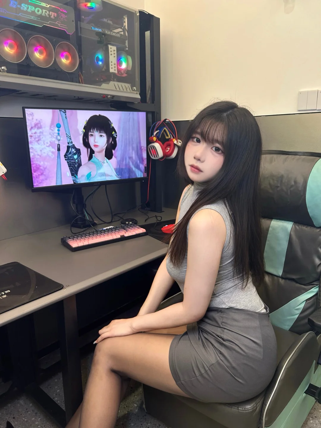 是谁的电竞美少女啊～🎮