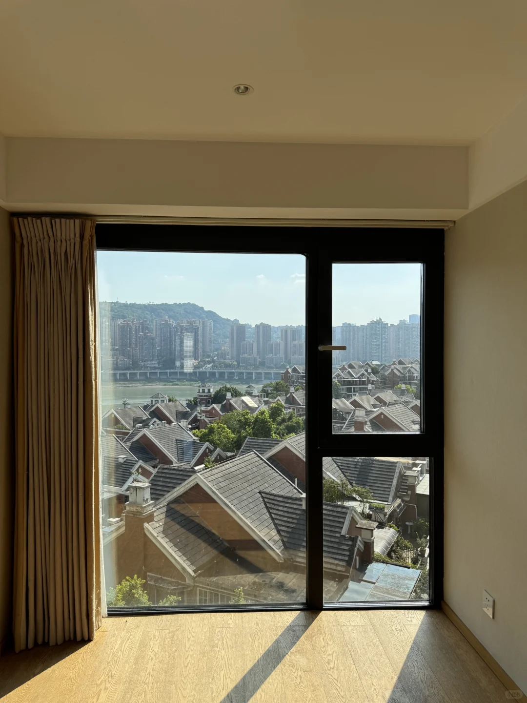 业主小姐姐一口气 降价30万的北滨路洋房🏡
